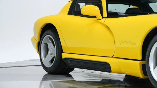 1995 Dodge Viper 1st Gen - Image 16 of 21