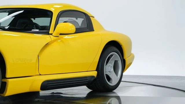 1995 Dodge Viper 1st Gen - Image 14 of 21