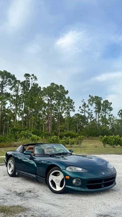 1995 Dodge Viper 1st Gen - Image 15 of 16