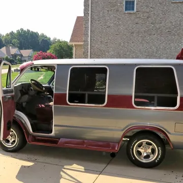1995 Dodge B-2500