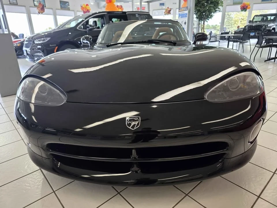 1995 Dodge Viper 1st Gen - Image 2 of 7