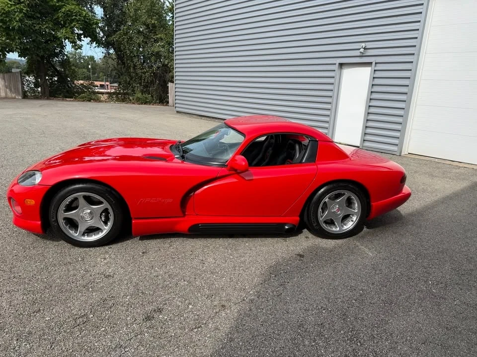 1995 Dodge Viper 1st Gen - Image 4 of 11