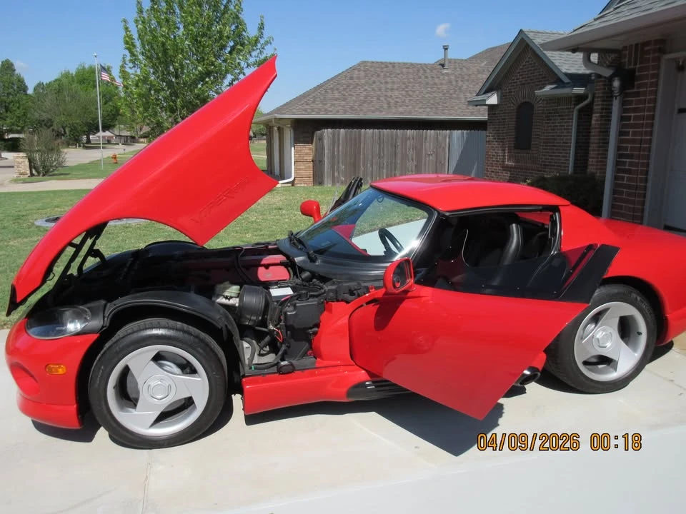 1995 Dodge Viper 1st Gen - Image 2 of 9