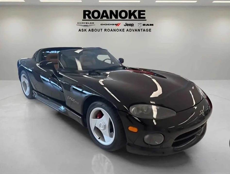 1995 Dodge Viper 1st Gen - Image 8 of 8