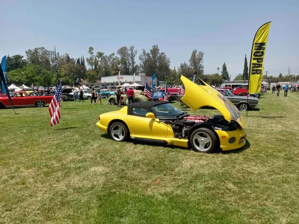 1995 Dodge Viper 1st Gen - Image 2 of 6