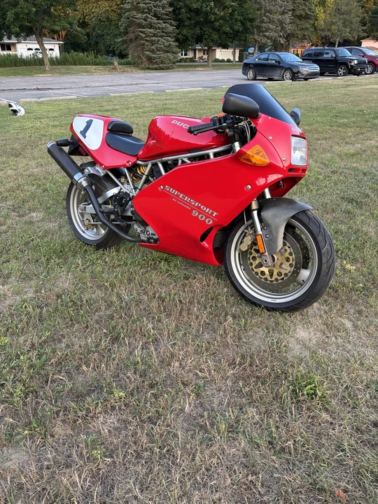 1995 Ducati 750 & 800 & 900 & 1000 - Image 15 of 31