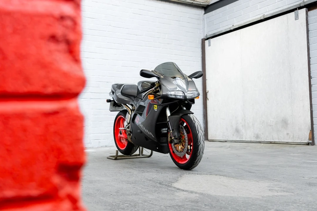 1995 Ducati 916 - Image 12 of 30