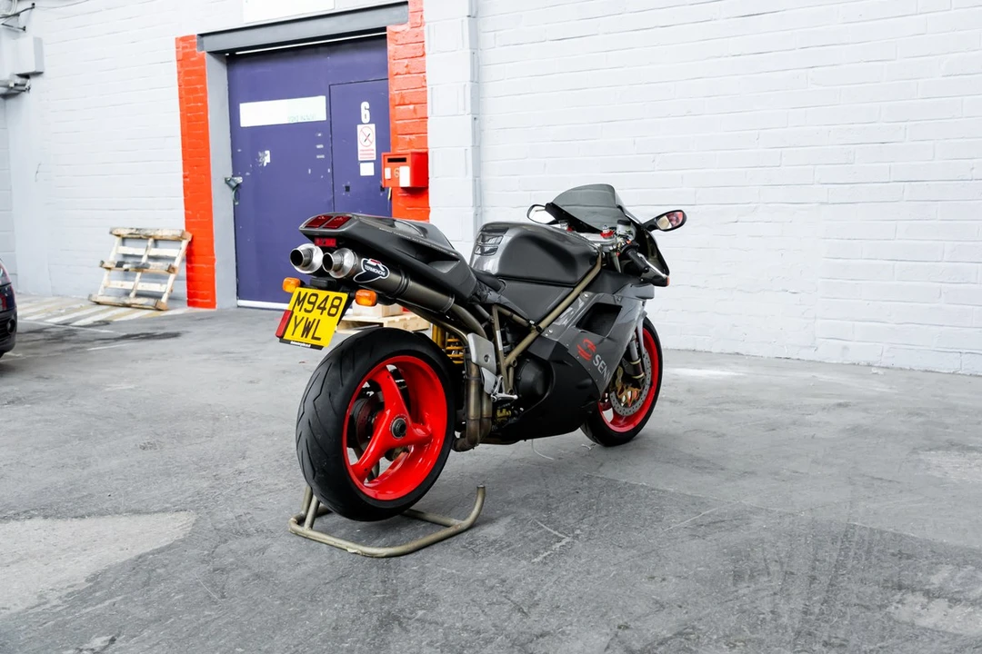 1995 Ducati 916 - Image 5 of 30