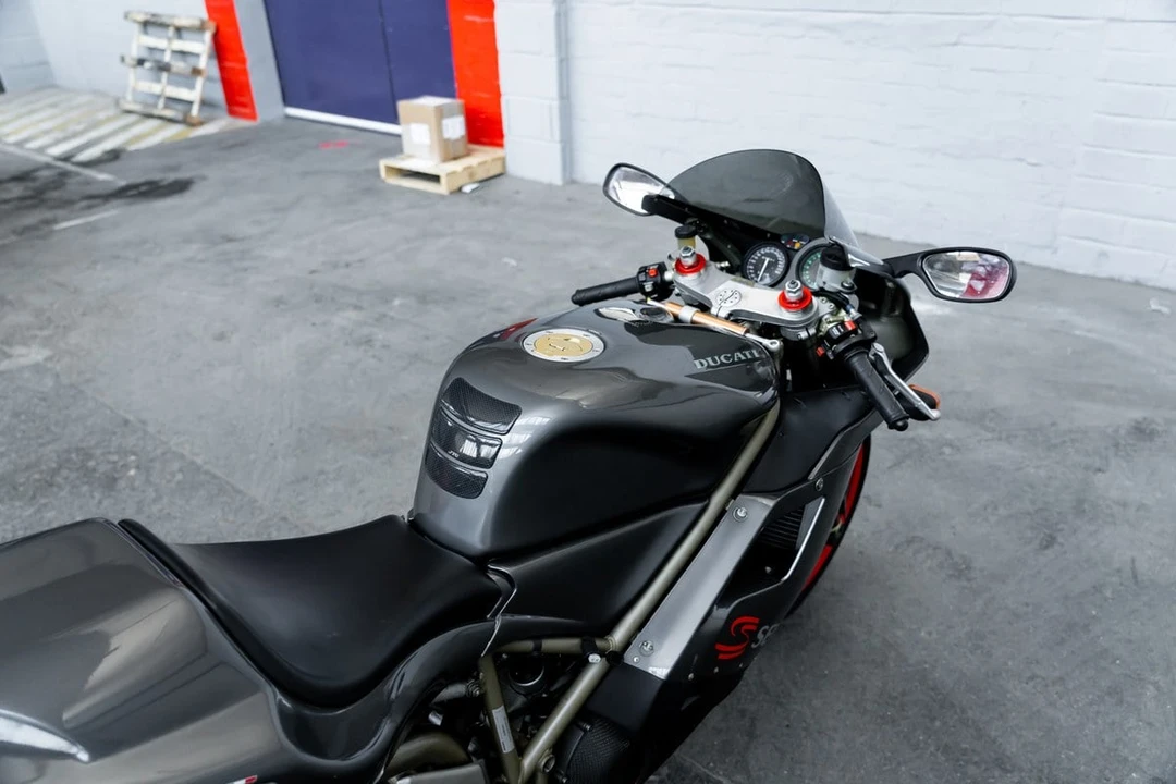 1995 Ducati 916 - Image 28 of 30