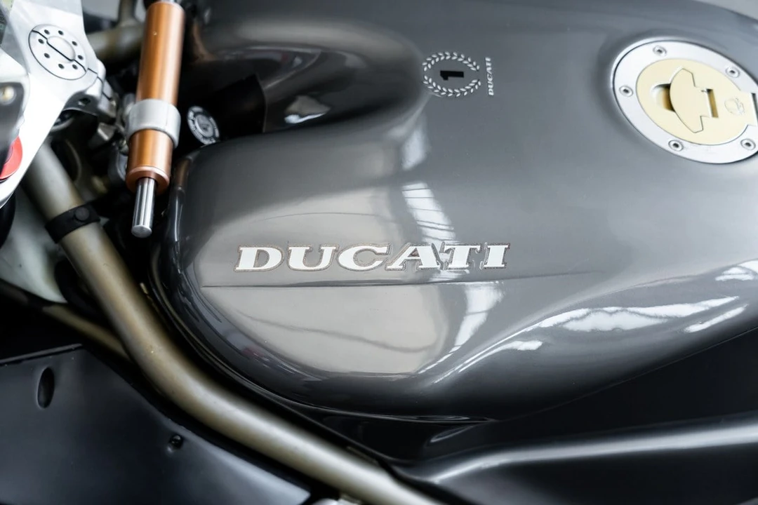 1995 Ducati 916 - Image 22 of 30