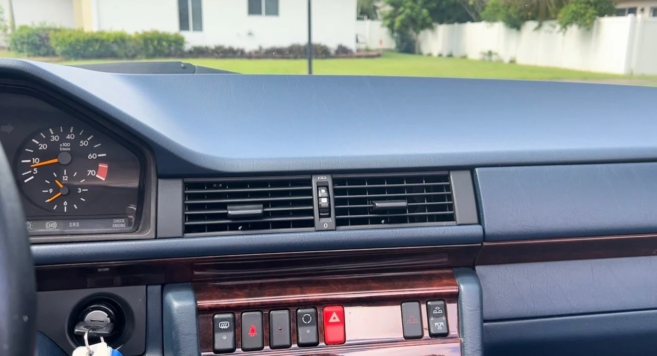 1995 Mercedes-Benz W124 E-Class - Image 8 of 28