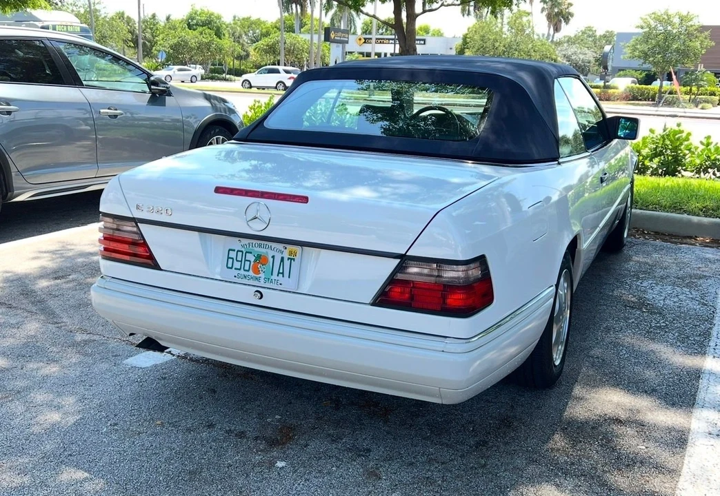 1995 Mercedes-Benz W124 E-Class - Image 5 of 28