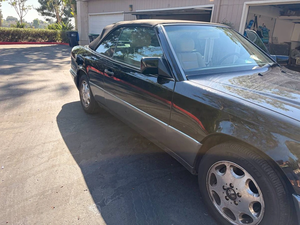 1995 Mercedes-Benz W124 E-Class - Image 6 of 17