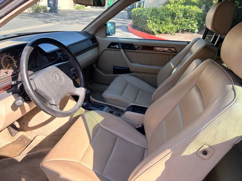 1995 Mercedes-Benz W124 E-Class - Image 9 of 17