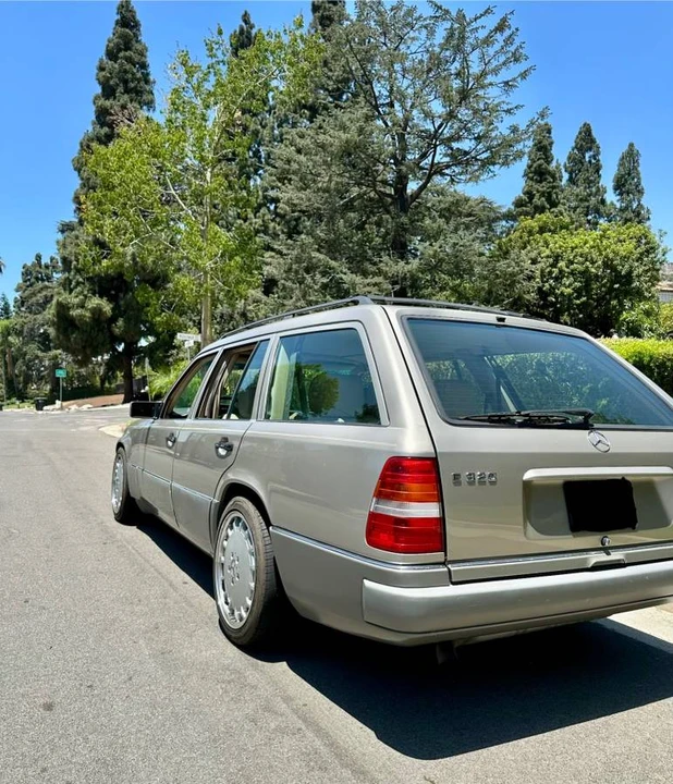1995 Mercedes-Benz W124 E-Class - Image 6 of 8