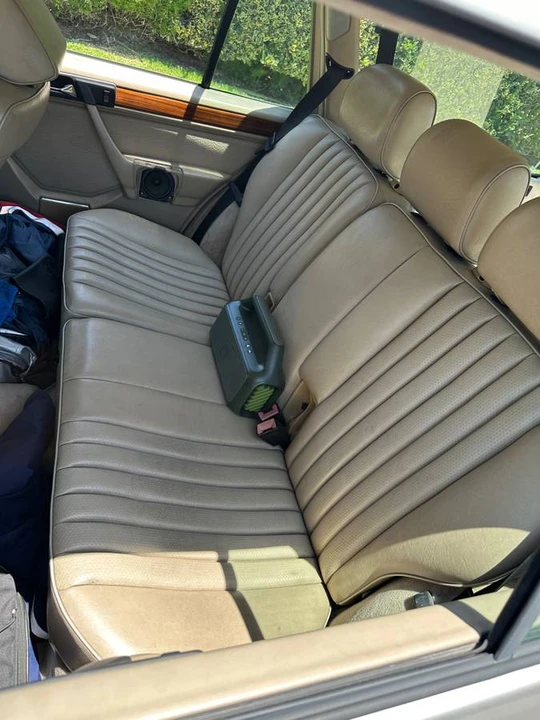 1995 Mercedes-Benz W124 E-Class - Image 8 of 8