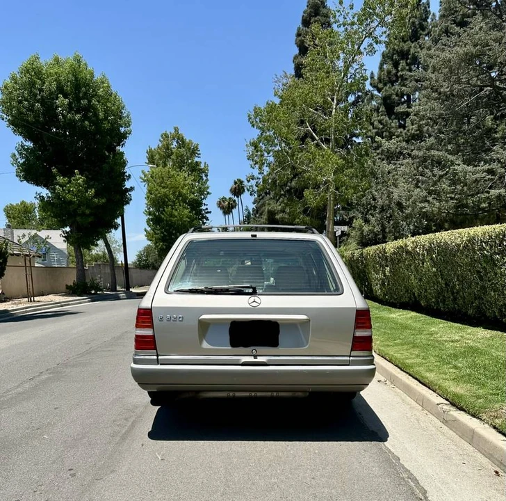 1995 Mercedes-Benz W124 E-Class - Image 5 of 8