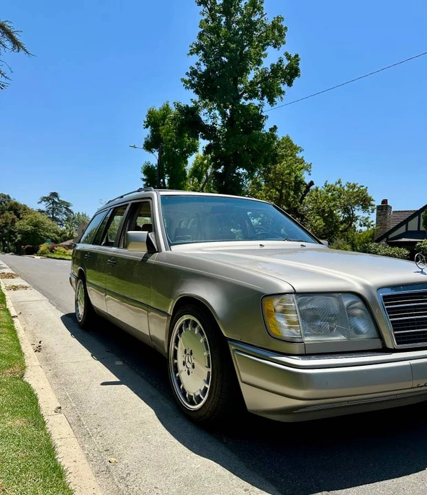 1995 Mercedes-Benz W124 E-Class - Image 4 of 8