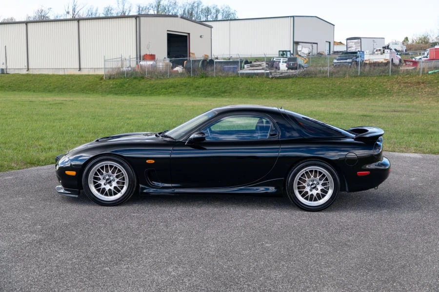 1995 Efini - Image 2 of 26
