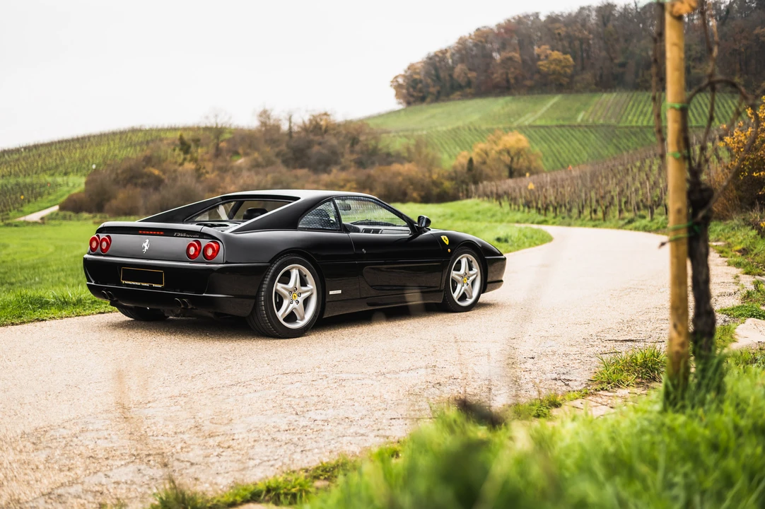 1995 Ferrari F355 Berlinetta - Image 13 of 31