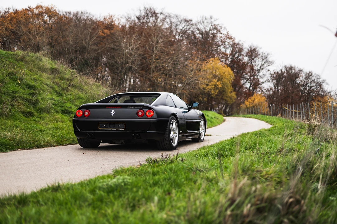 1995 Ferrari F355 Berlinetta - Image 19 of 31