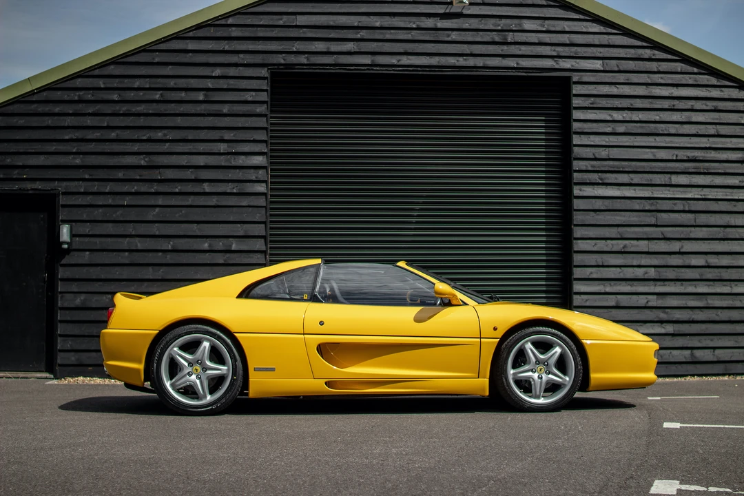1995 Ferrari F355 GTS - Image 4 of 31