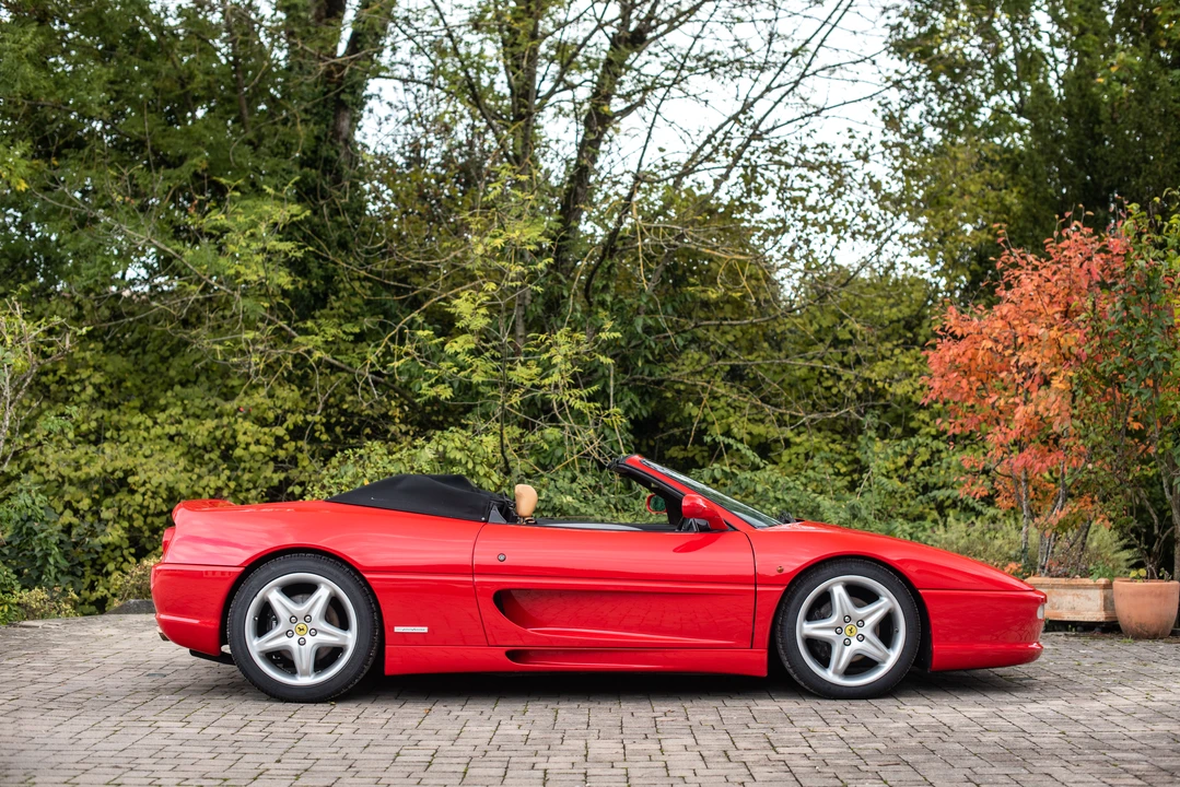 1995 Ferrari F355 Spider - Image 12 of 31