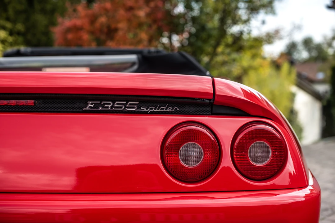 1995 Ferrari F355 Spider - Image 26 of 31