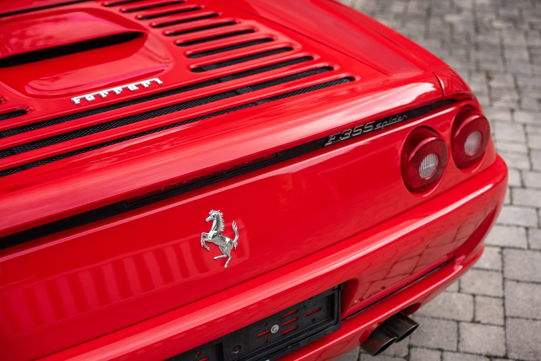 1995 Ferrari F355 Spider - Image 29 of 31