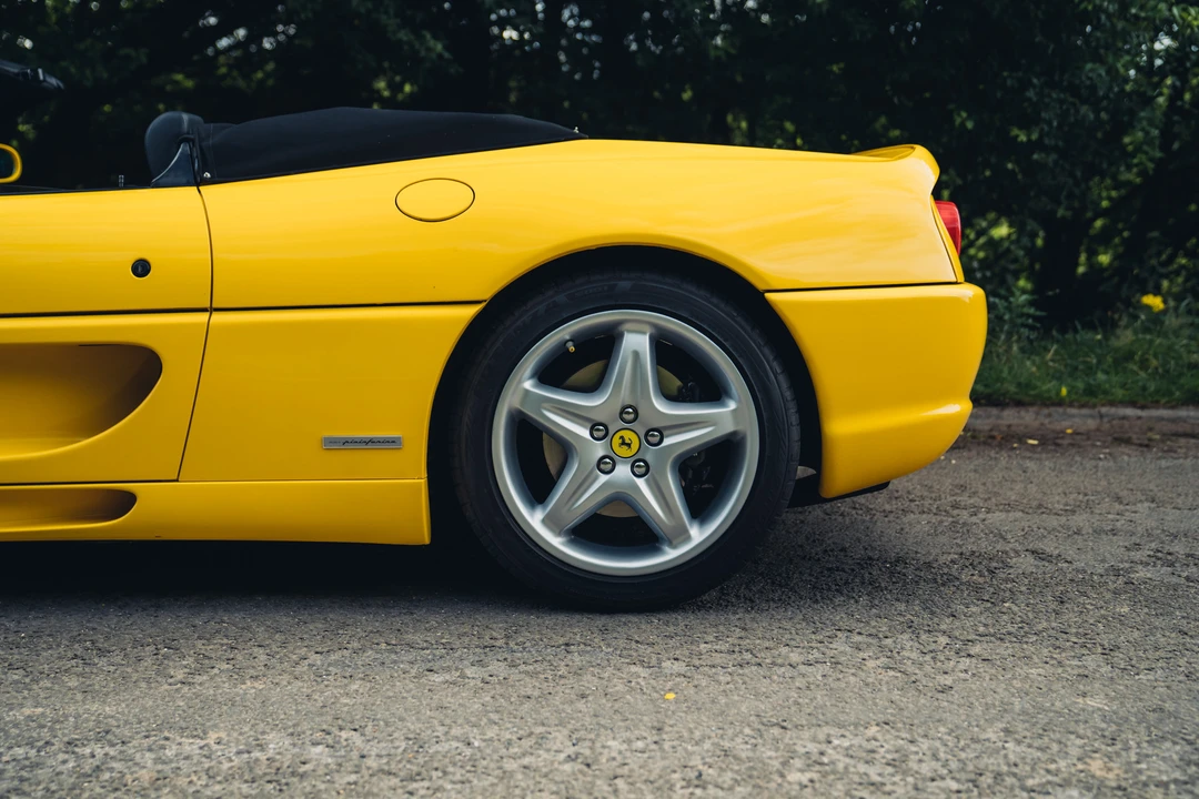 1995 Ferrari F355 Spider - Image 17 of 31