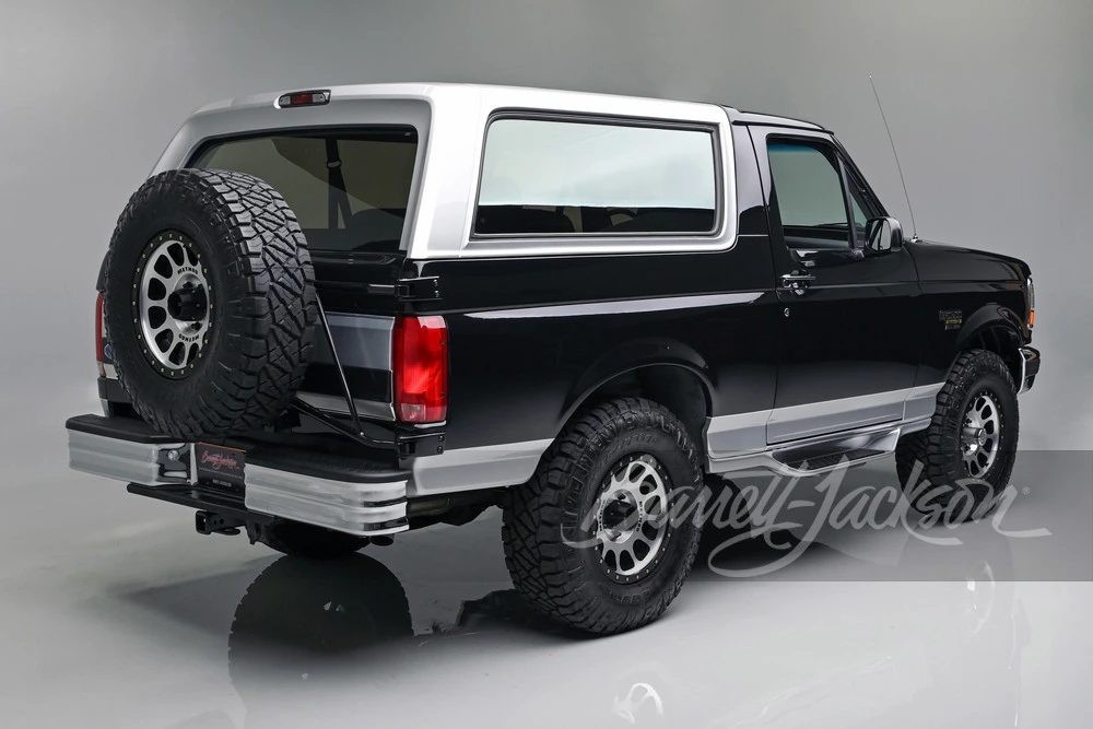 1995 Ford Bronco 5th Gen - Image 2 of 31