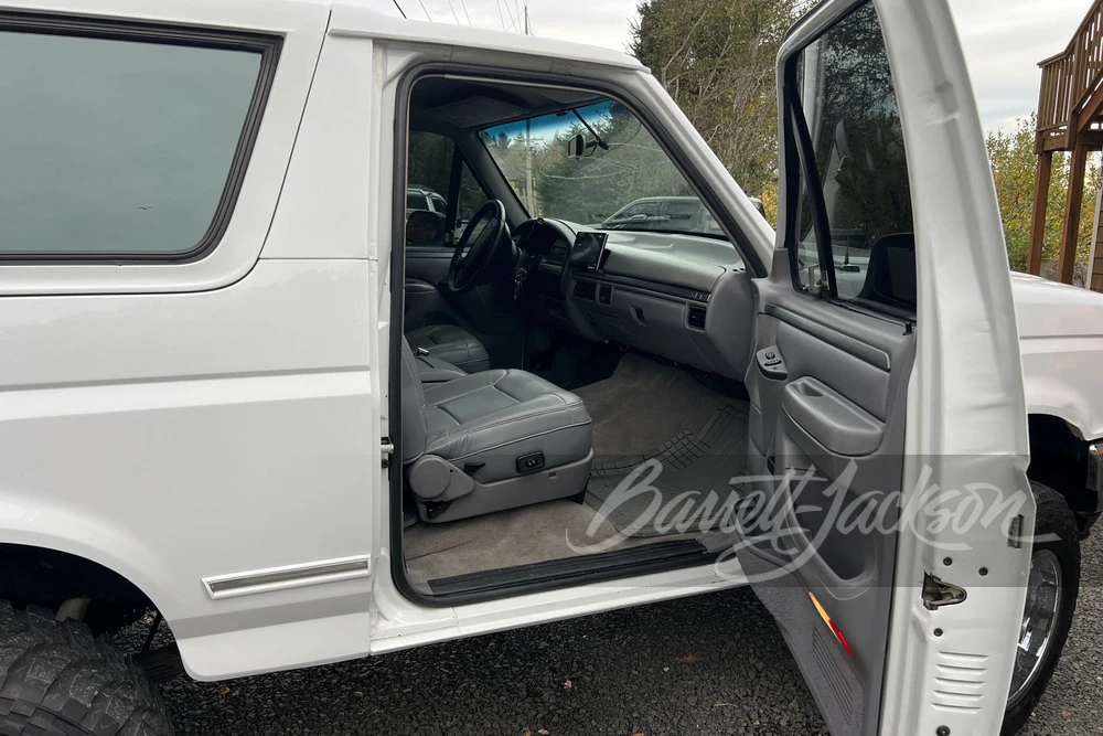 1995 Ford Bronco 5th Gen - Image 9 of 14