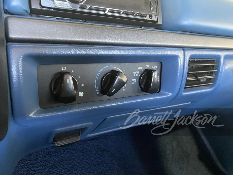 1995 Ford Bronco 5th Gen - Image 8 of 16