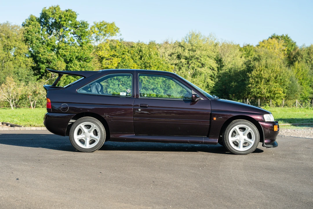 1995 Ford Escort RS Cosworth - Image 13 of 31