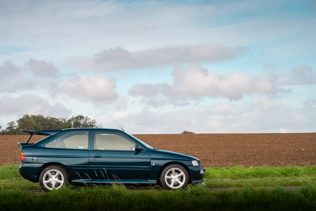1995 Ford Escort RS Cosworth - Image 21 of 31