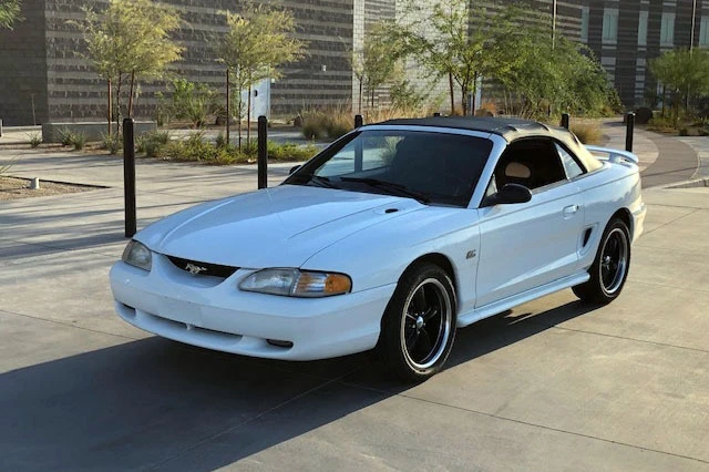1995 Ford SN95 Mustang - Image 2 of 5