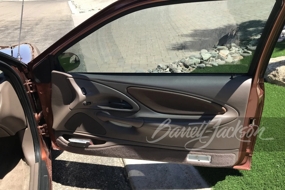 1995 Ford Thunderbird 10th Gen - Image 9 of 17