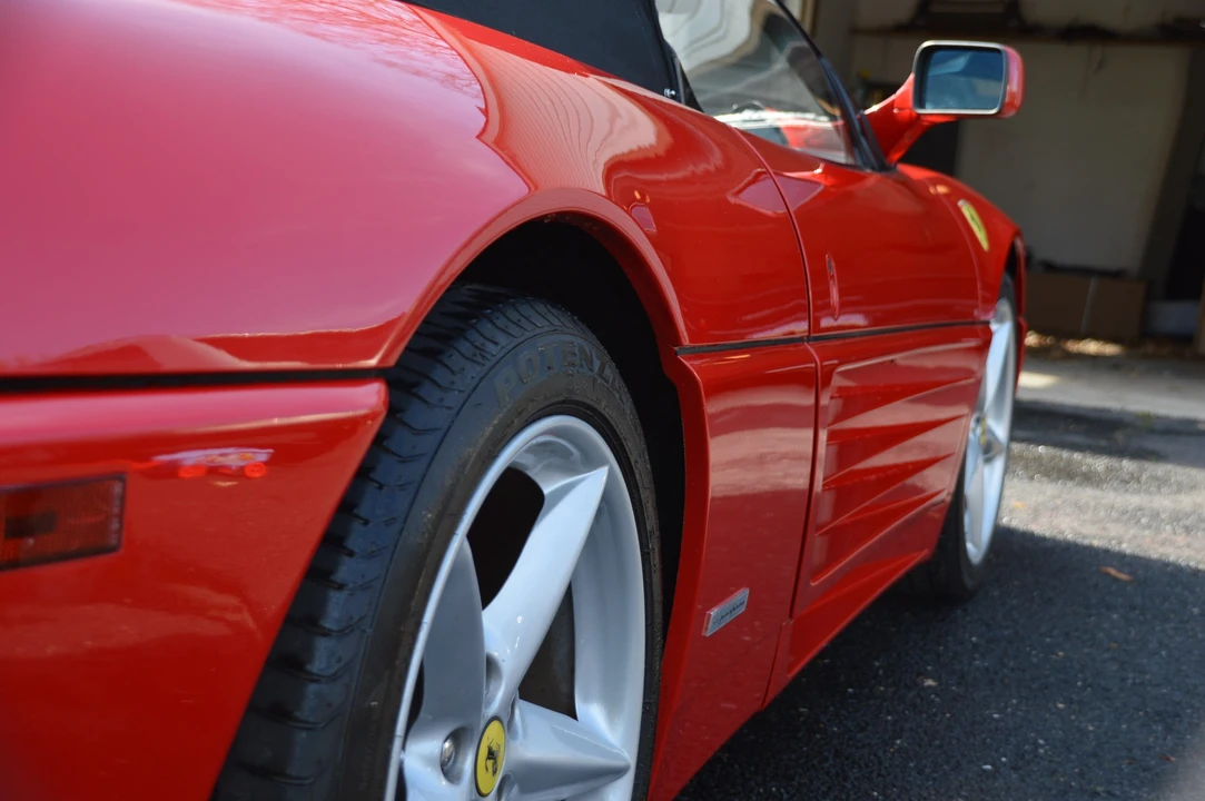1995 Ferrari 348 Spider - Image 24 of 31