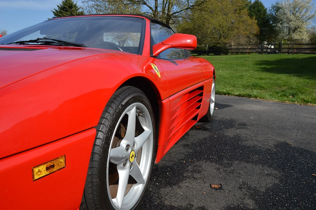 1995 Ferrari 348 Spider - Image 28 of 31