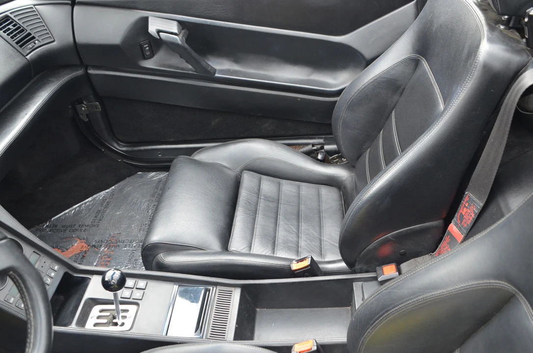 1995 Ferrari 348 Spider - Image 29 of 31