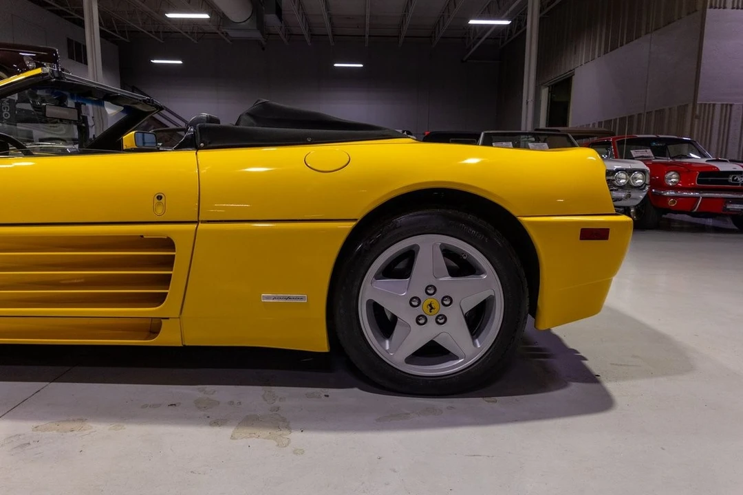 1995 Ferrari 348 Spider - Image 25 of 31