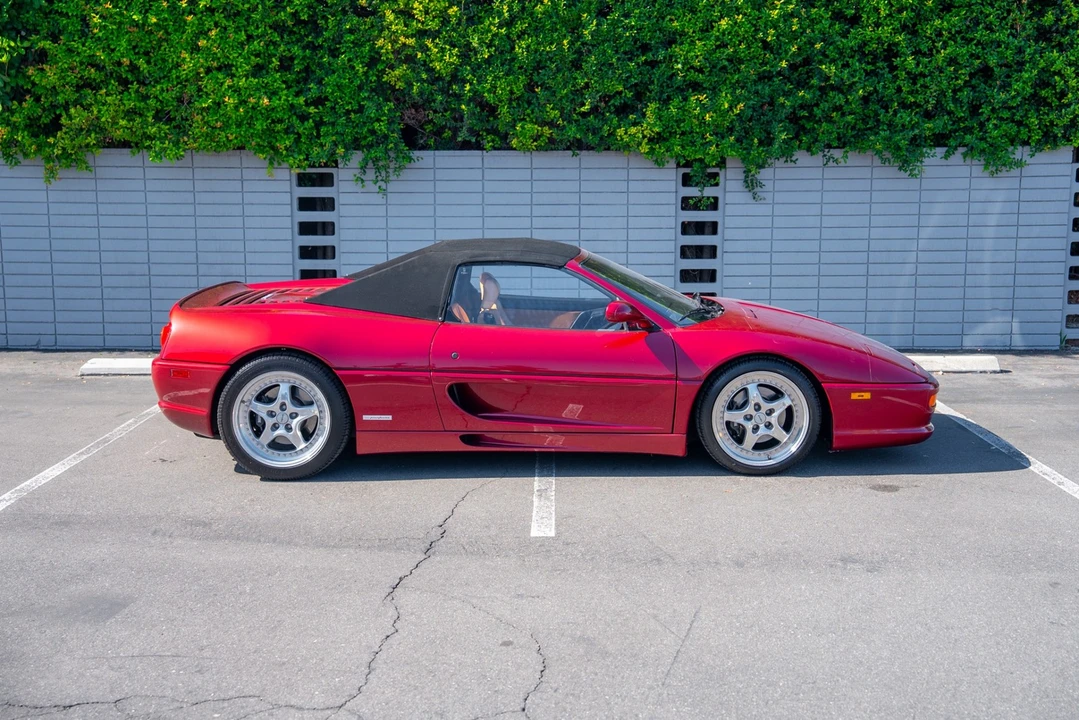 1995 Ferrari F355 Spider - Image 3 of 12