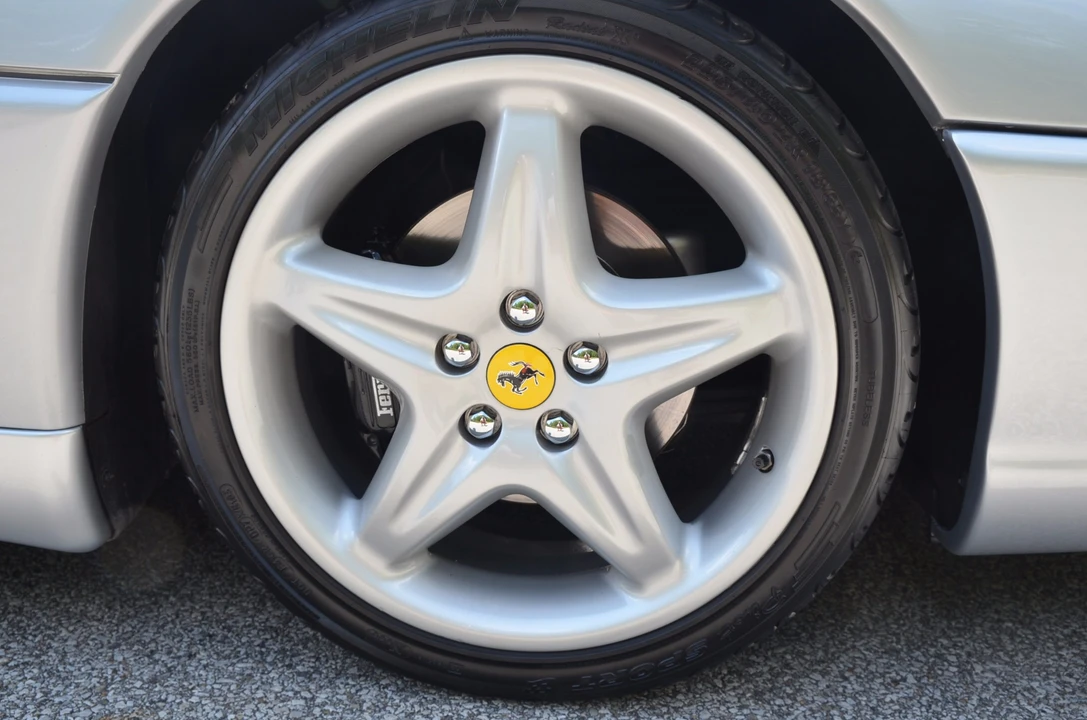 1995 Ferrari F355 Berlinetta - Image 29 of 31