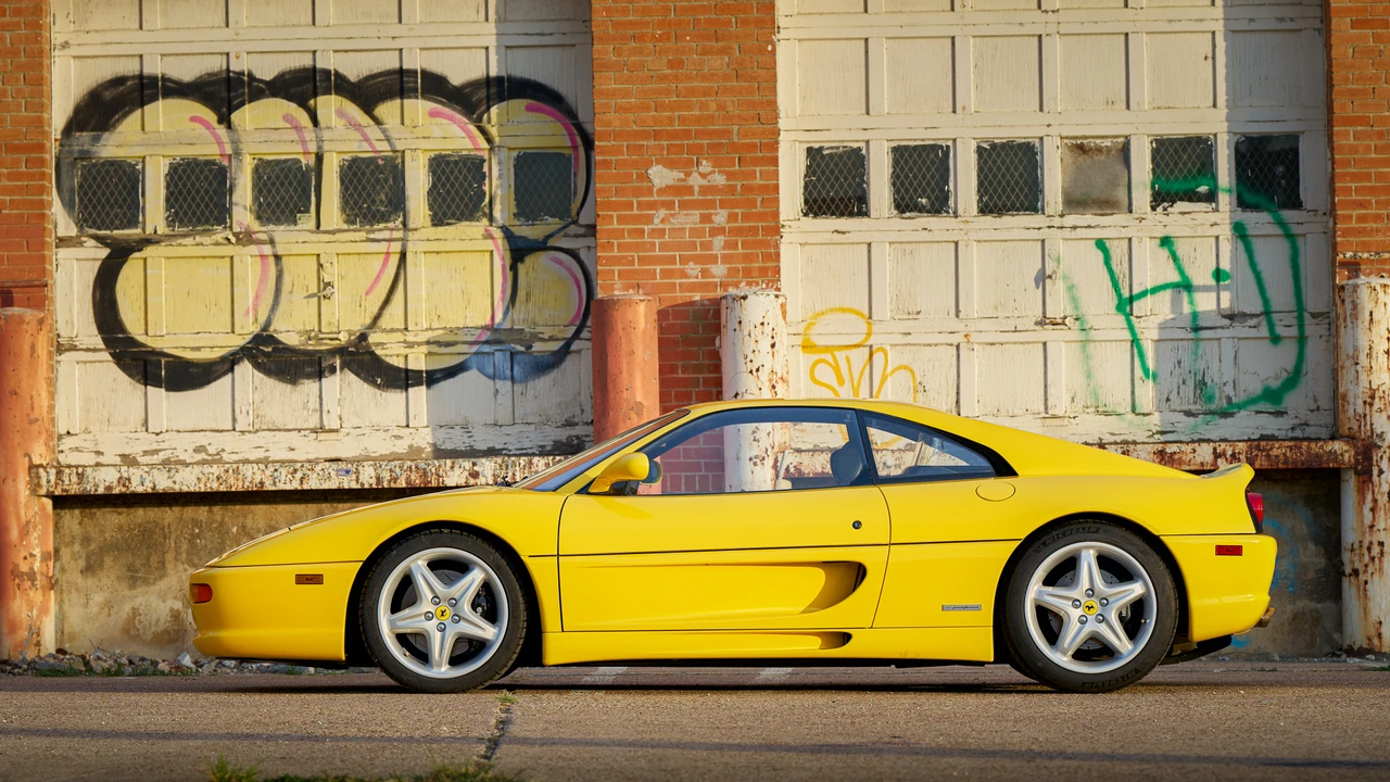 1995 Ferrari F355 Berlinetta - Image 10 of 31