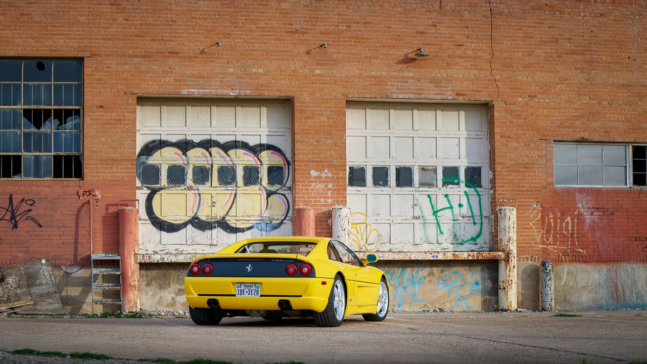 1995 Ferrari F355 Berlinetta - Image 18 of 31