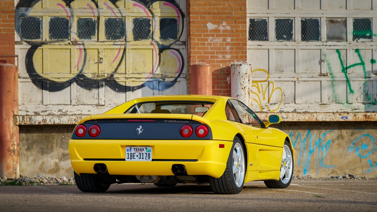 1995 Ferrari F355 Berlinetta - Image 17 of 31