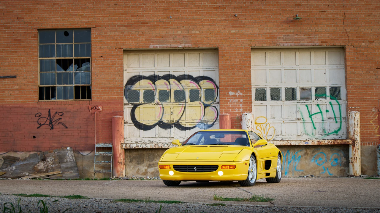 1995 Ferrari F355 Berlinetta - Image 2 of 31