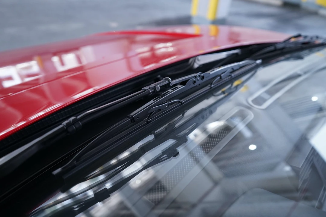 1995 Ferrari F355 Berlinetta - Image 28 of 31