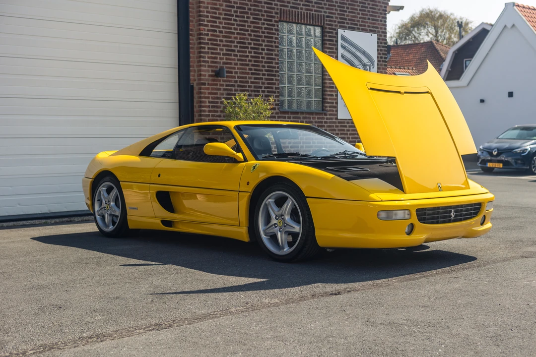 1995 Ferrari F355 Berlinetta - Image 17 of 31