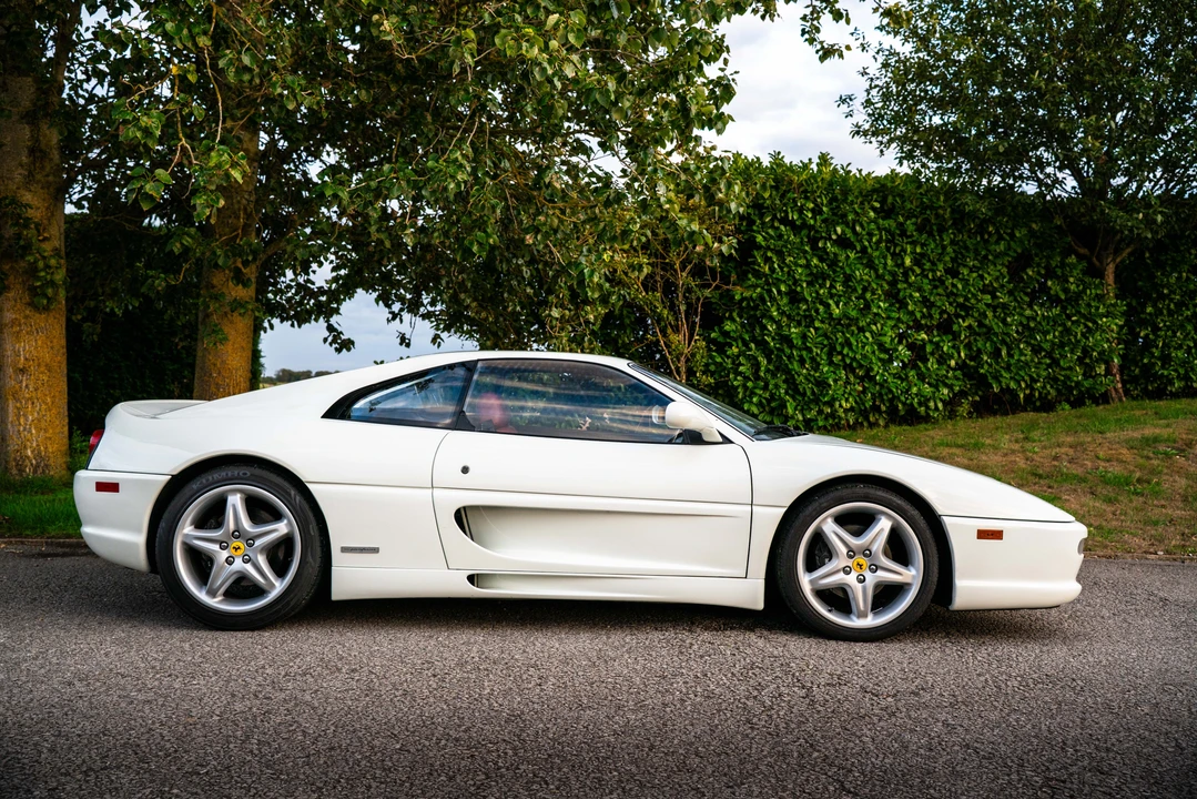 1995 Ferrari F355 Berlinetta - Image 4 of 31